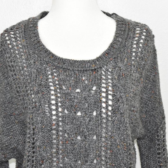 NWT Decree Crop Cable Knit Sweater Grey Size Small - Picture 3 of 11